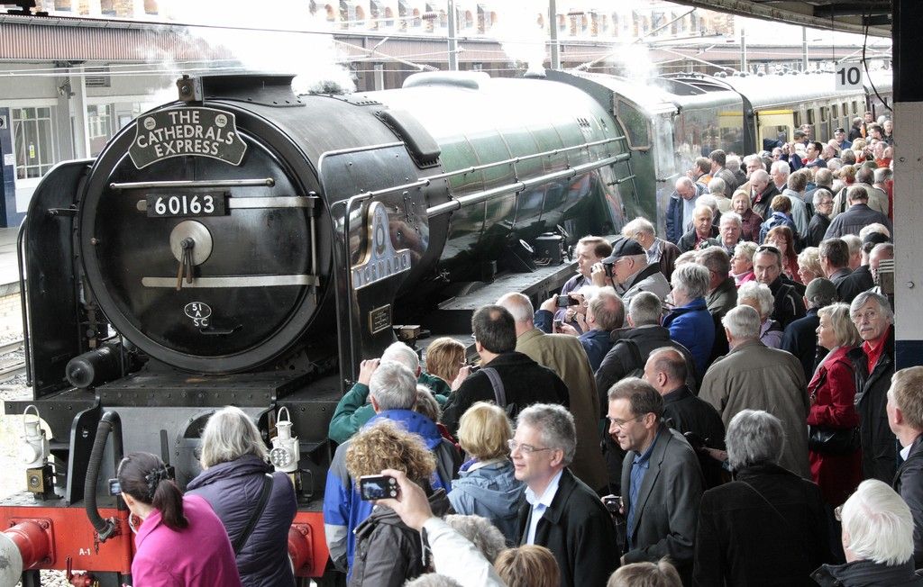 Mobbed at York! Mobbed at York!